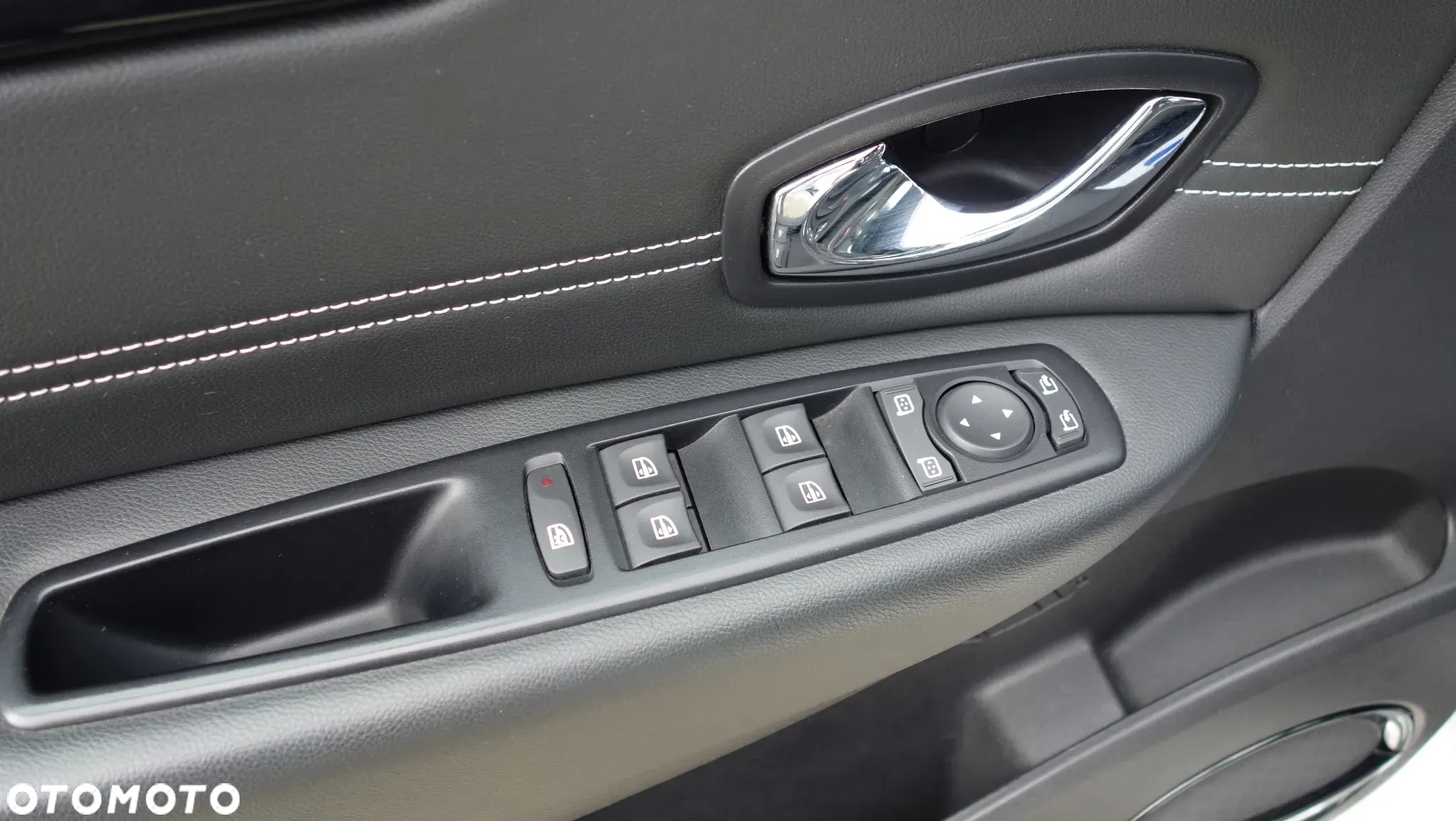 Renault Grand Scenic Gr 1.6 dCi Energy Bose Edition S&S - 16