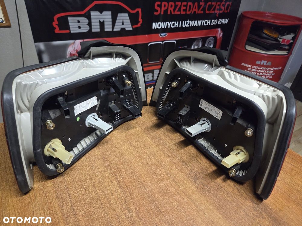 BMW E36 Sedan Lampy Tył Tylnie Oryginał BDB Stan Komplet Prawa Lewa - 3