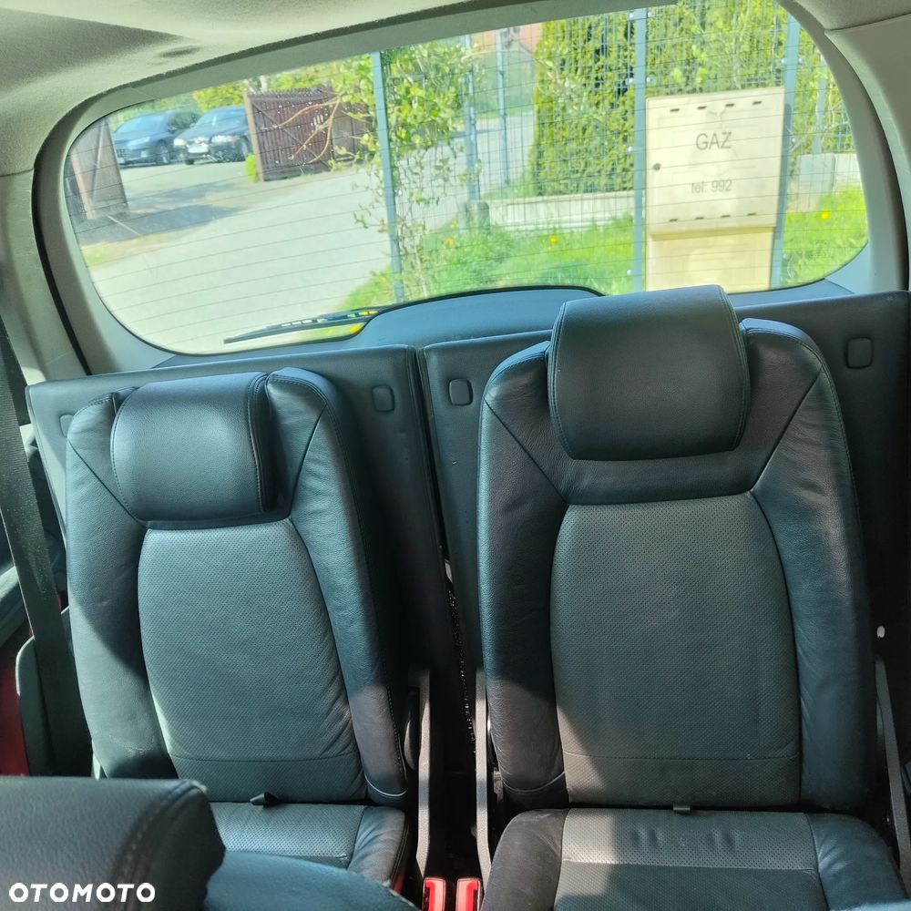 Ford Galaxy 2.0 TDCi Ghia - 9