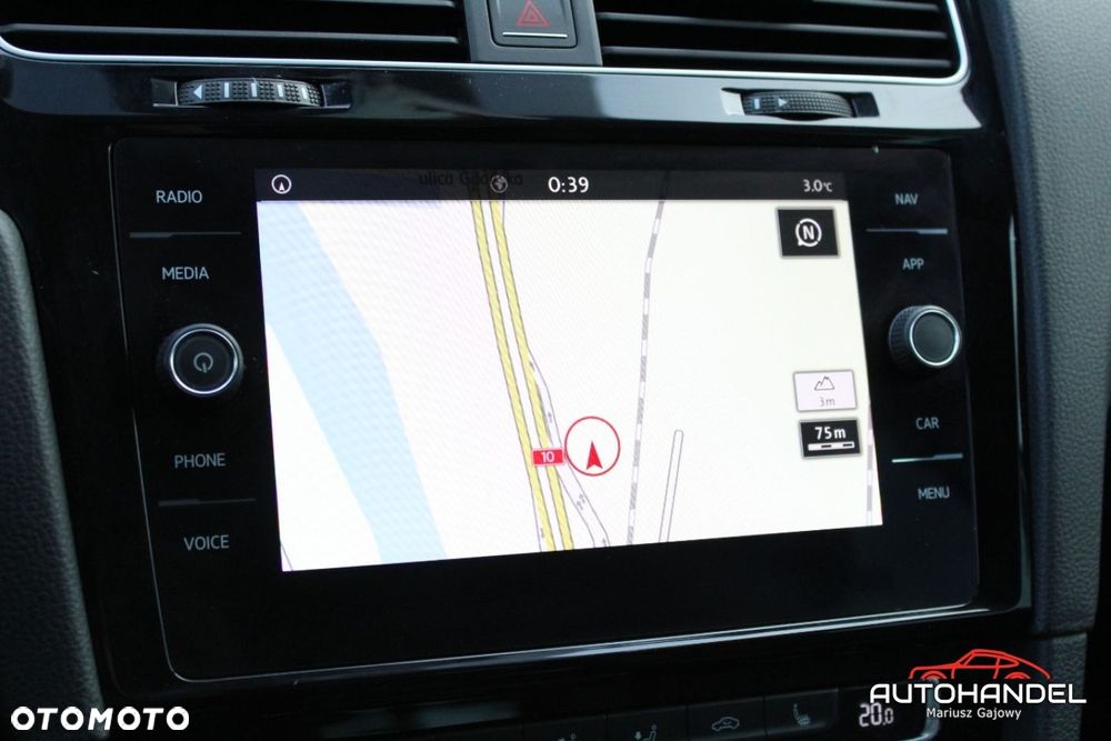 Volkswagen Golf - 14