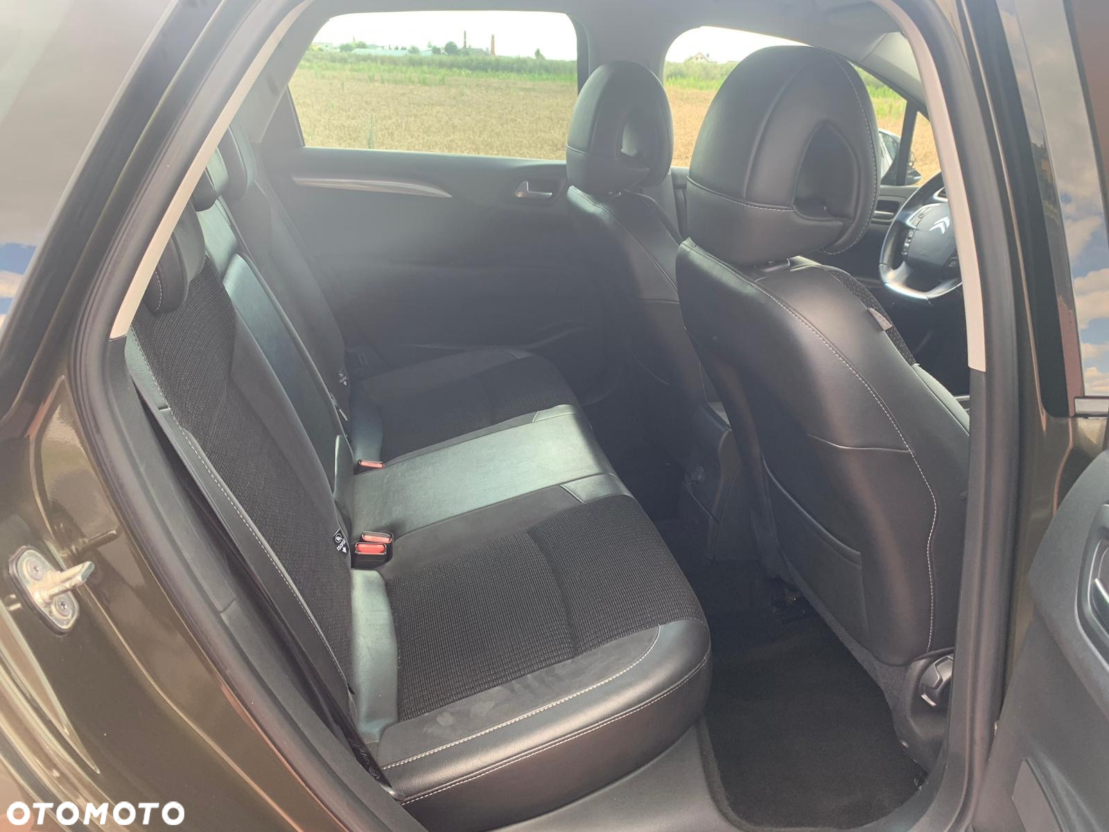 Citroën C4 1.6 HDi Exclusive - 32