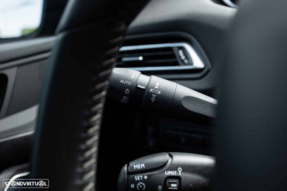 Peugeot 308 SW 1.5 BlueHDi Style - 42