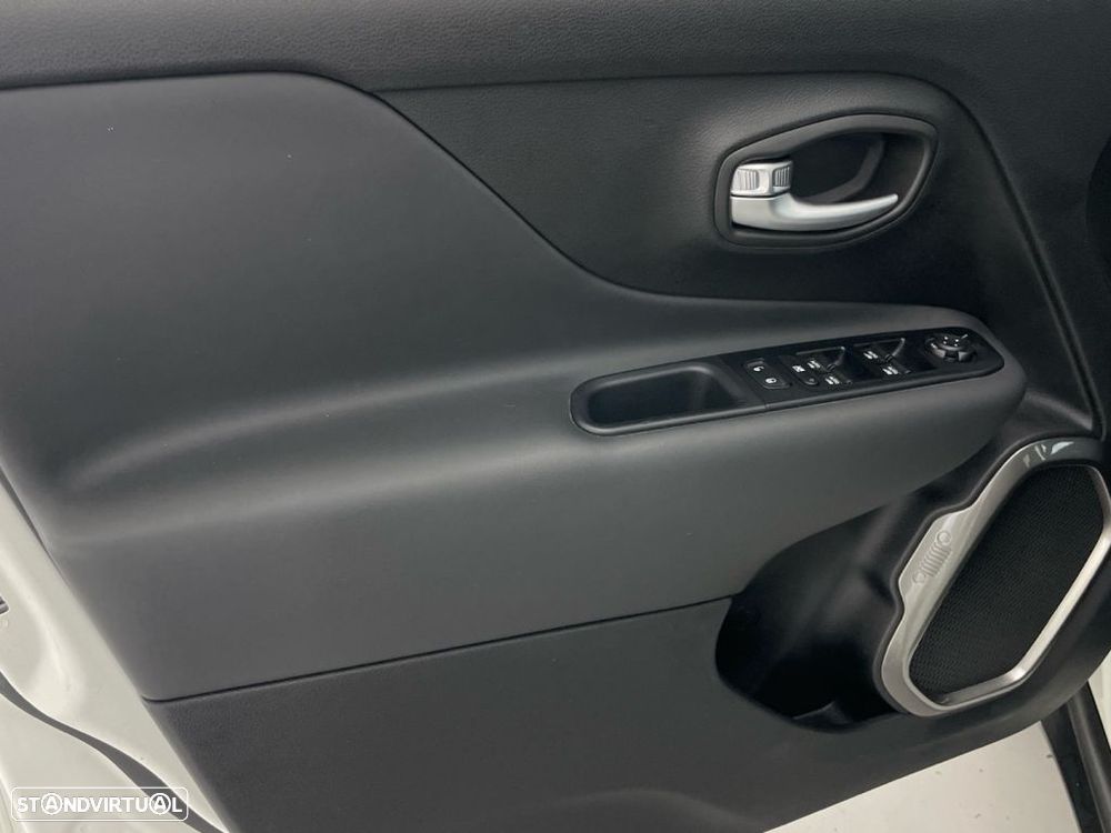 Jeep Renegade 1.0 T Limited - 17