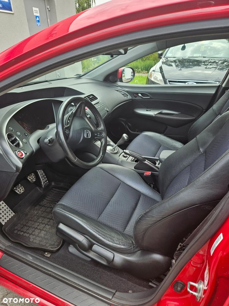 Honda Civic 1.8 Sport - 8