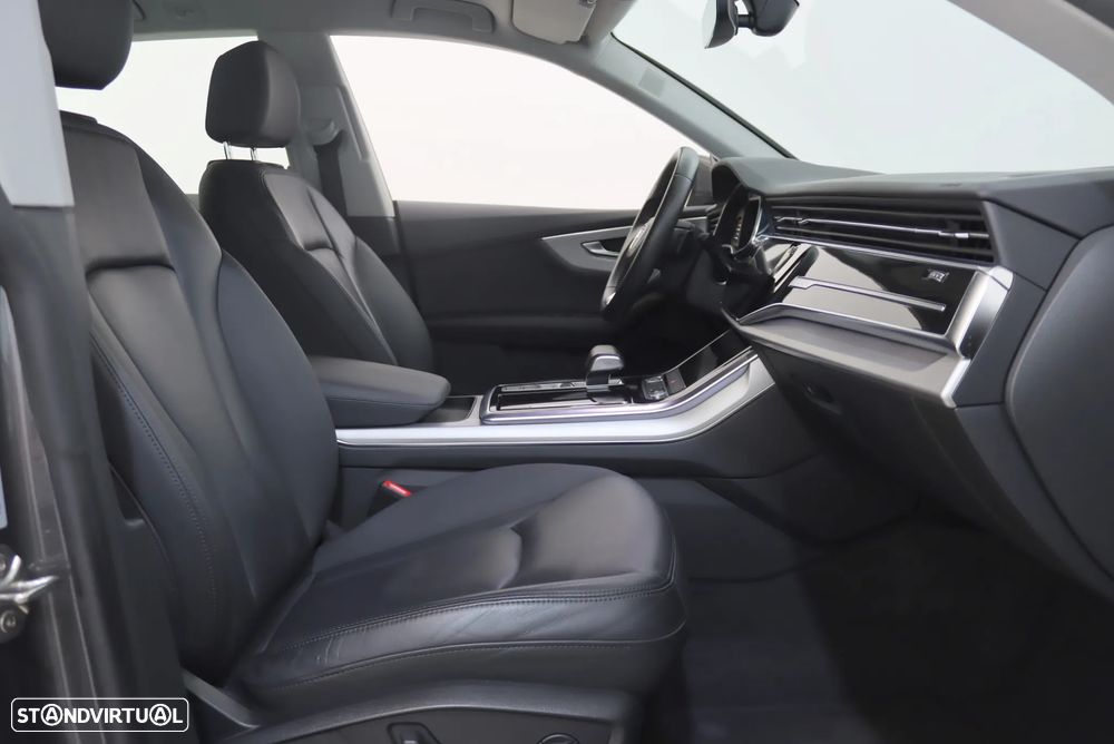 Audi Q8 - 7
