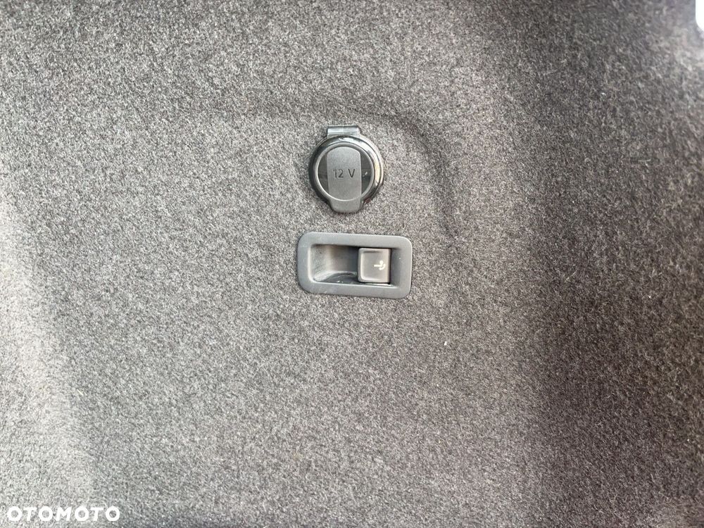 Volkswagen Golf Alltrack - 14