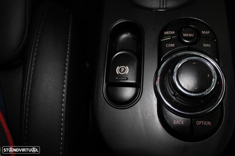 MINI 3 Portas Cooper SE Yours - 21