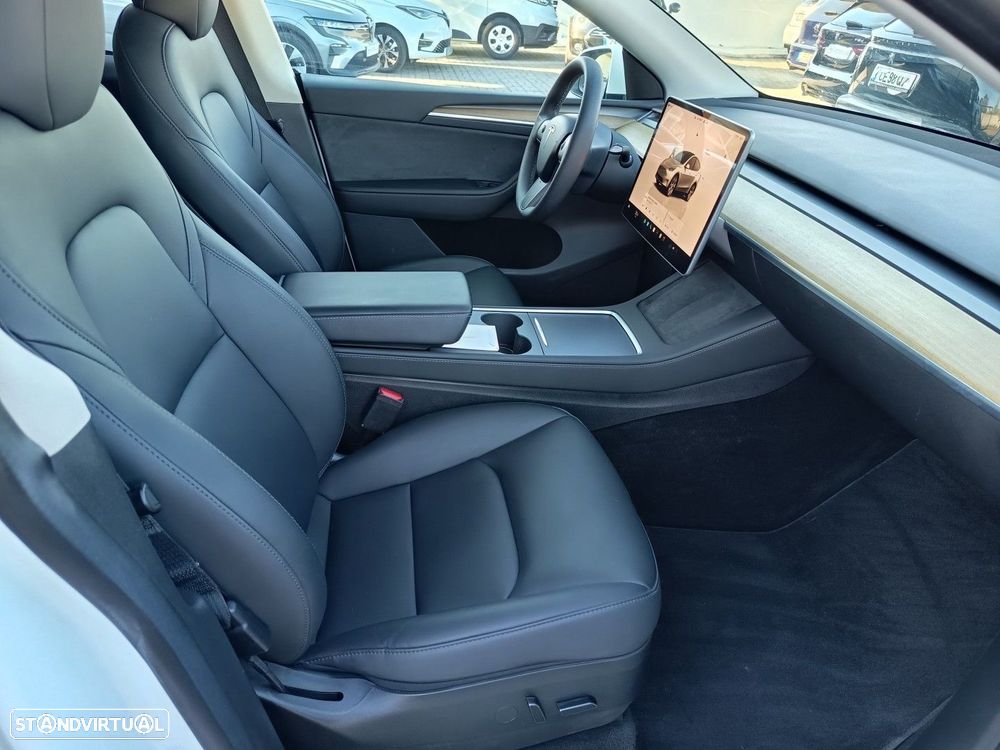 Tesla Model Y Tração Traseira - 17