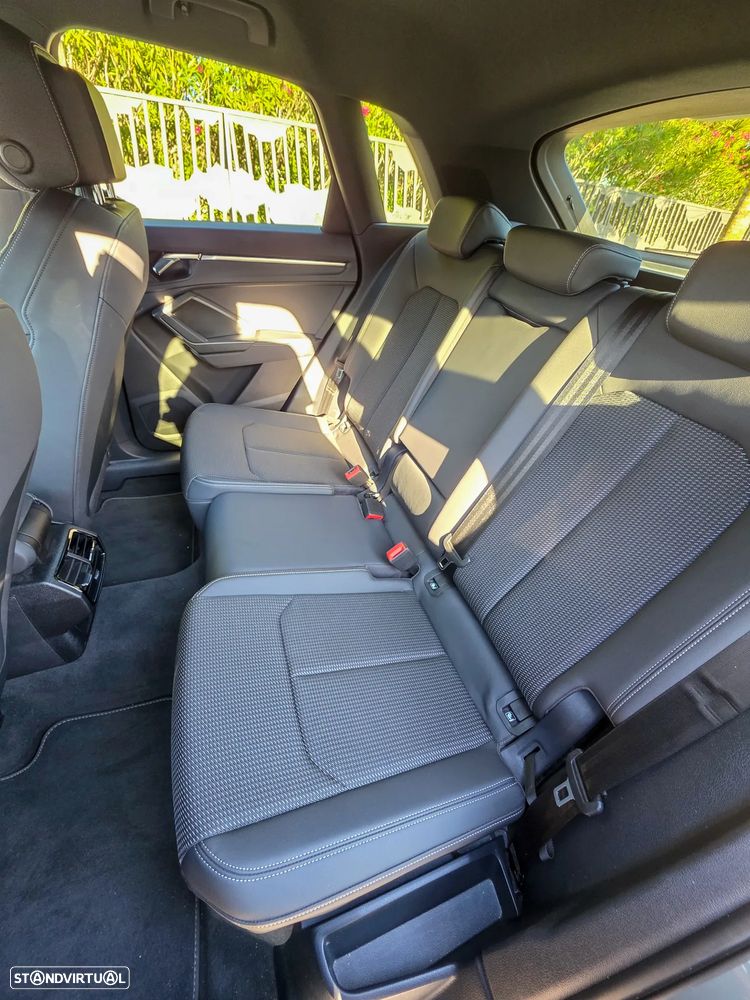 Audi Q3 45 TFSIe S tronic S line - 24