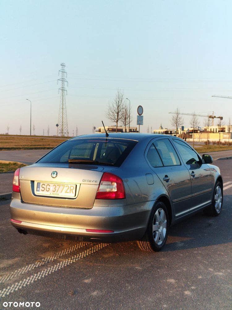 Skoda Octavia 1.4 TSI Ambiente - 15
