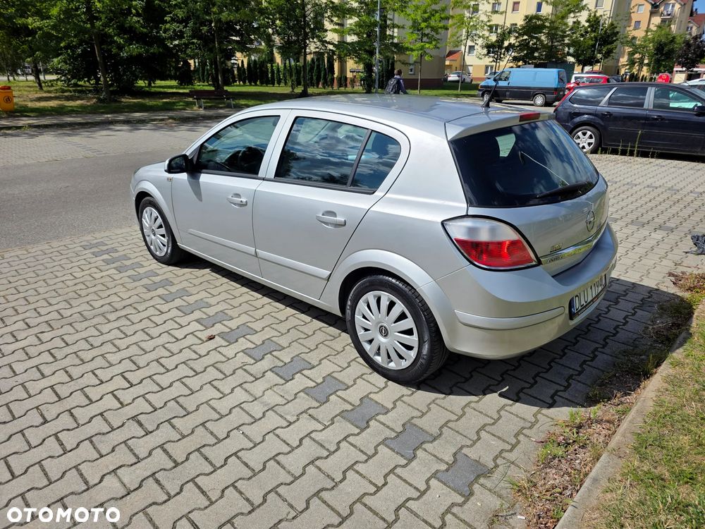 Opel Astra III 1.4 Enjoy - 17