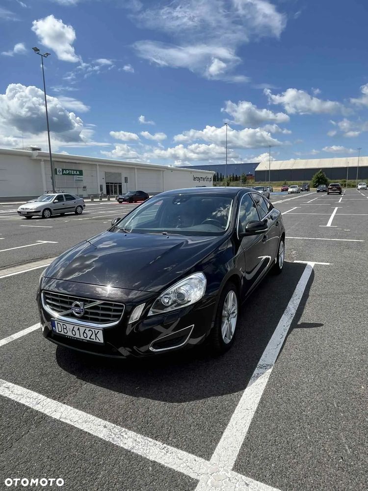 Volvo S60 - 2