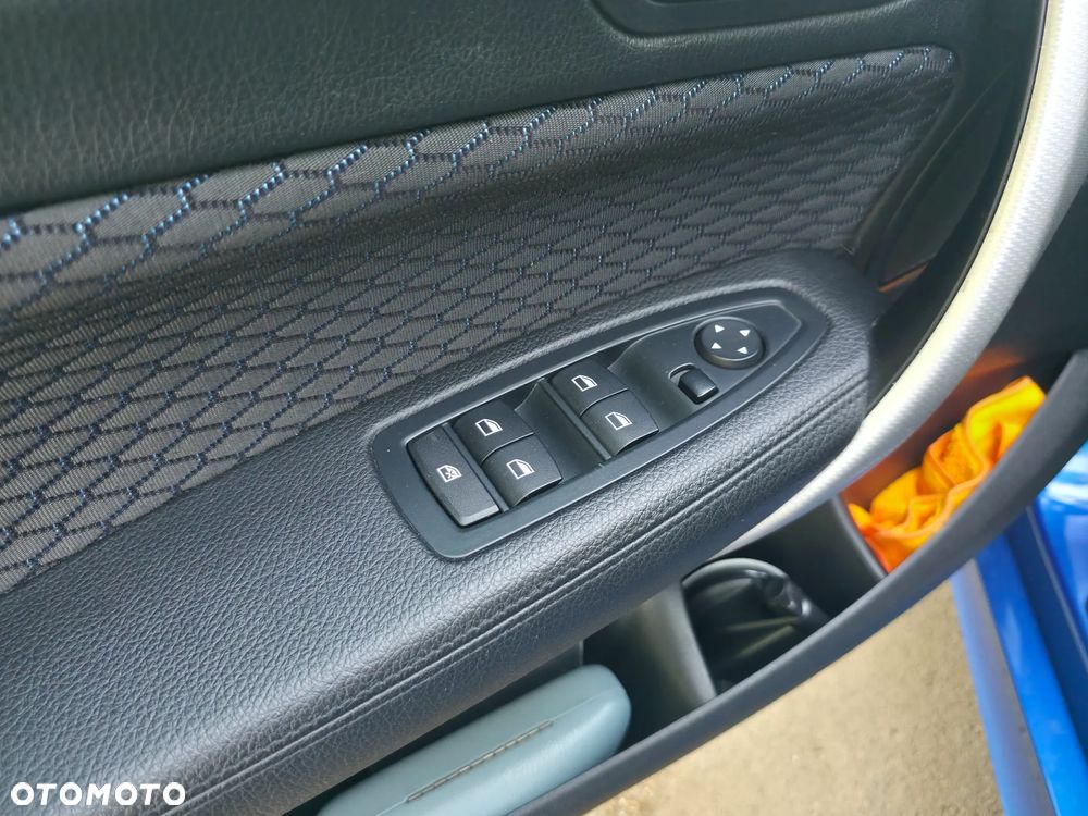 BMW Seria 1 118i M Sport - 12