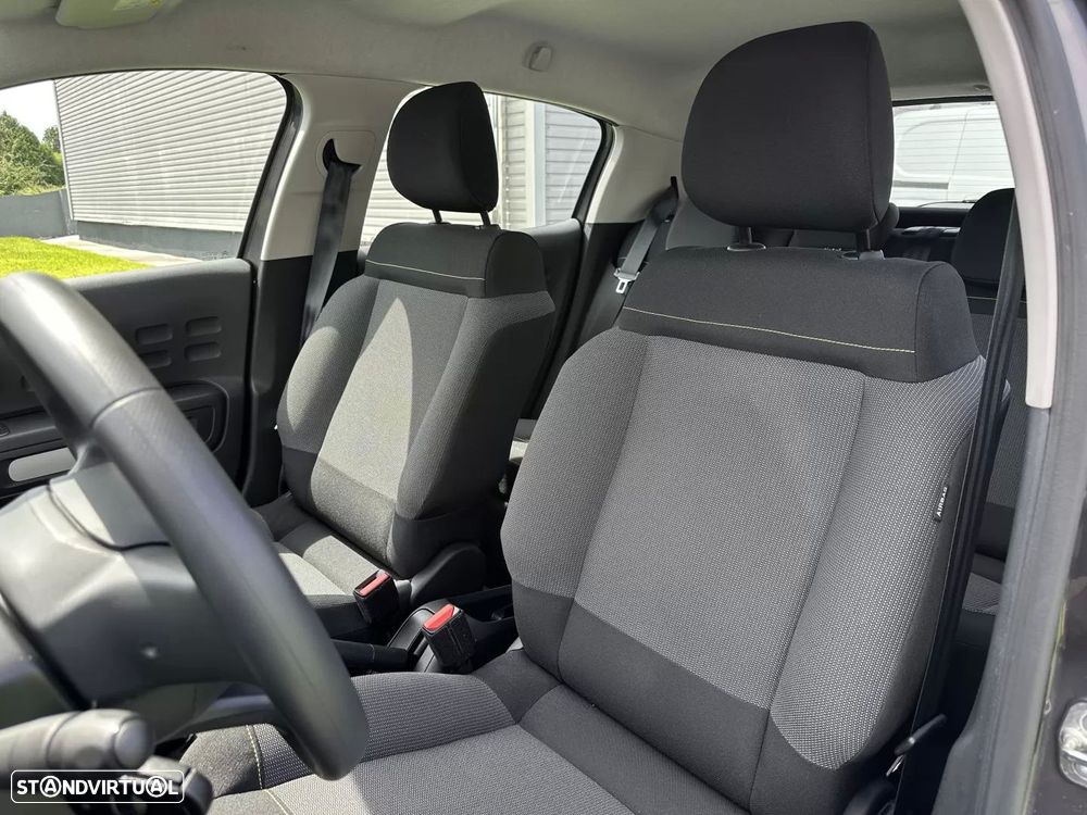 Citroën C3 1.2 PureTech Shine - 23