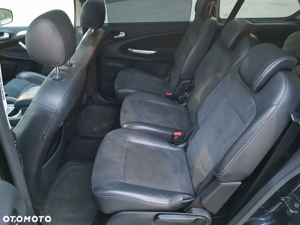 Ford Galaxy 2.2 TDCi DPF Titanium - 10