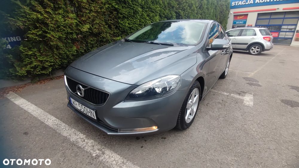 Volvo V40 D2 Drive-E Momentum - 14