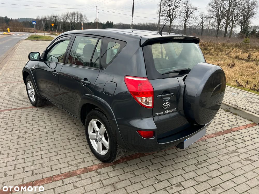 Toyota RAV4 2.2 D-4D Sol 180 - 25