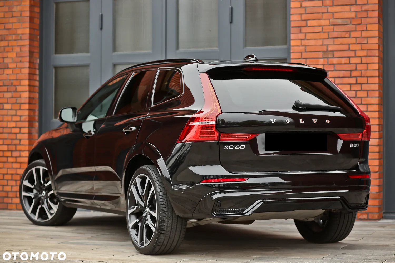 Volvo XC 60 B5 B AWD Geartronic RDesign - 13