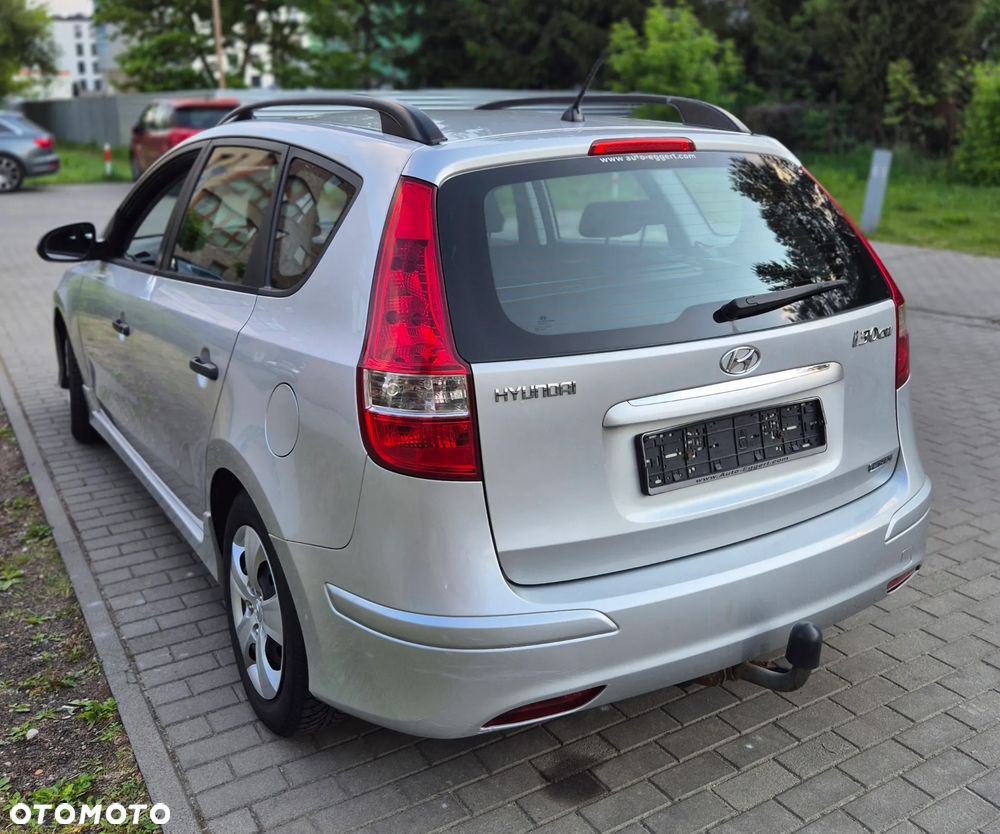 Hyundai i30 1.6 CRDi Seasons - 3