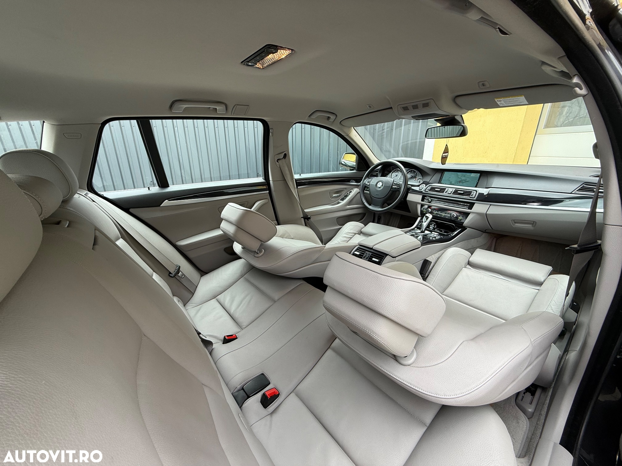 BMW Seria 5 520d Touring Aut. - 5