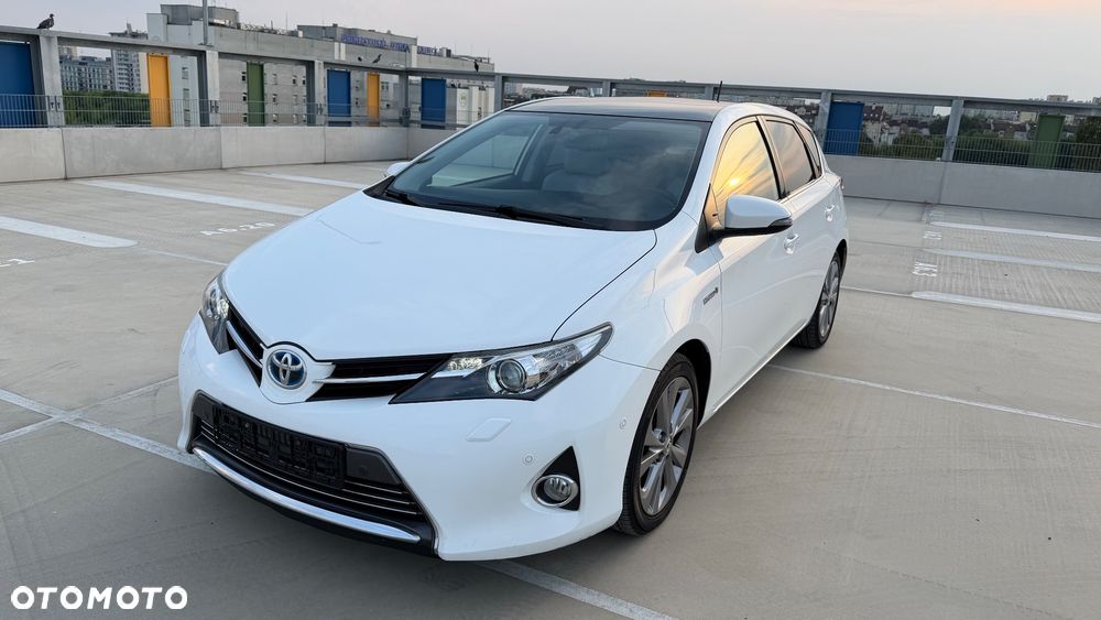 Toyota Auris 1.8 HSD Prestige NAVI - 2