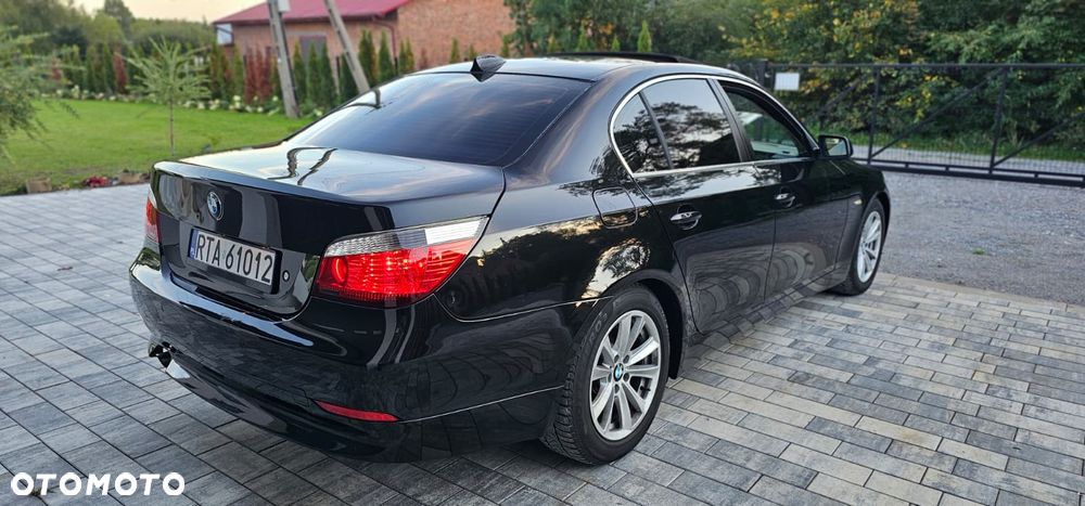 BMW Seria 5 525d - 6