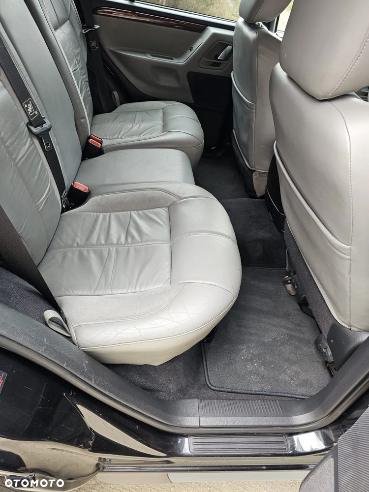 Jeep Grand Cherokee - 27