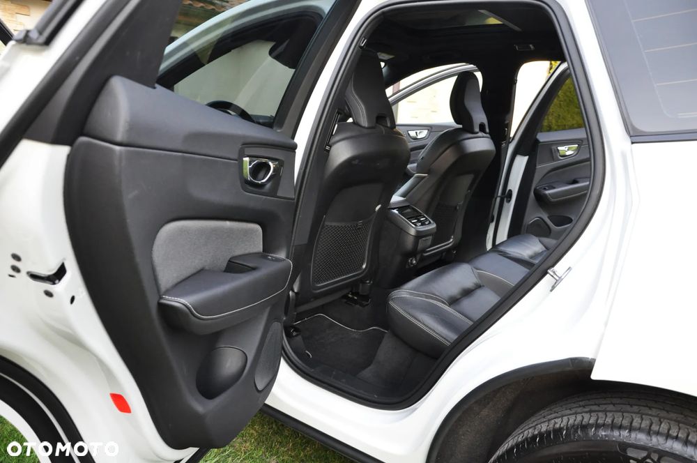 Volvo XC 60 D4 Geartronic RDesign - 8