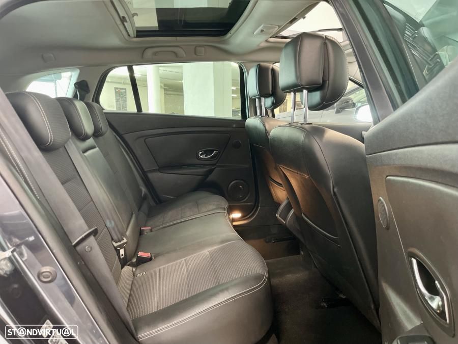 Renault Mégane Sport Tourer 1.5 dCi GT Line - 23