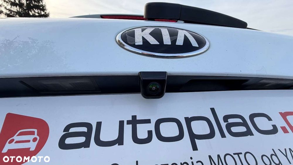 Kia Ceed - 37