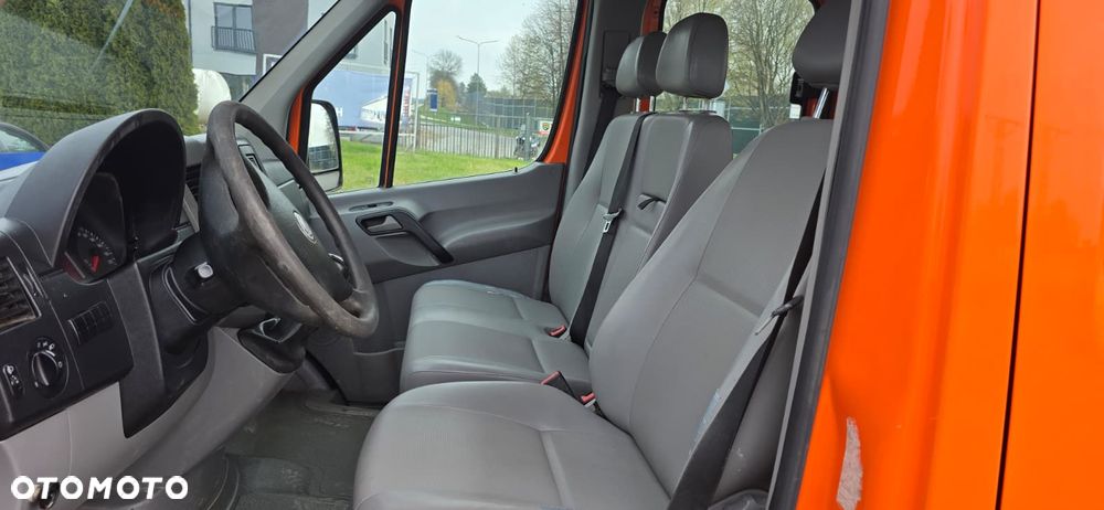 Volkswagen Crafter - 10
