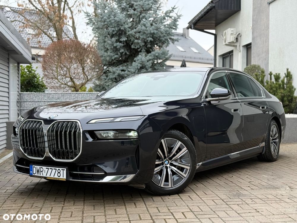 BMW Seria 7 - 1