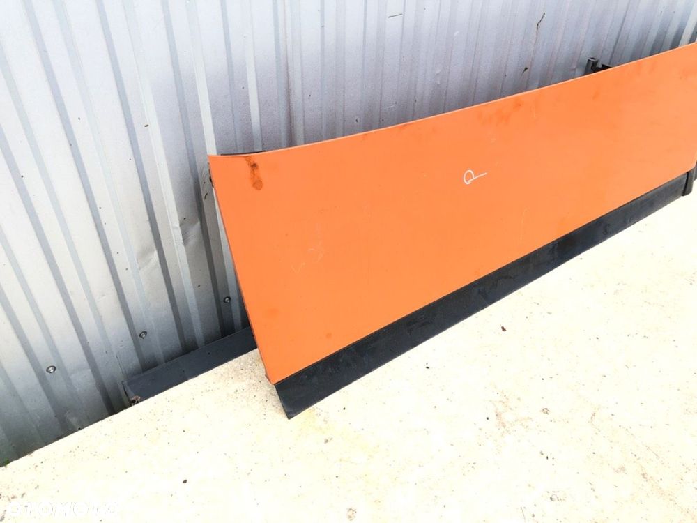 OWIEWKA  ZAKABINOWA PRAWA - 907.00 PLN - SCANIA P,G,R,T - series 2003 - 2022 R 450 - 3