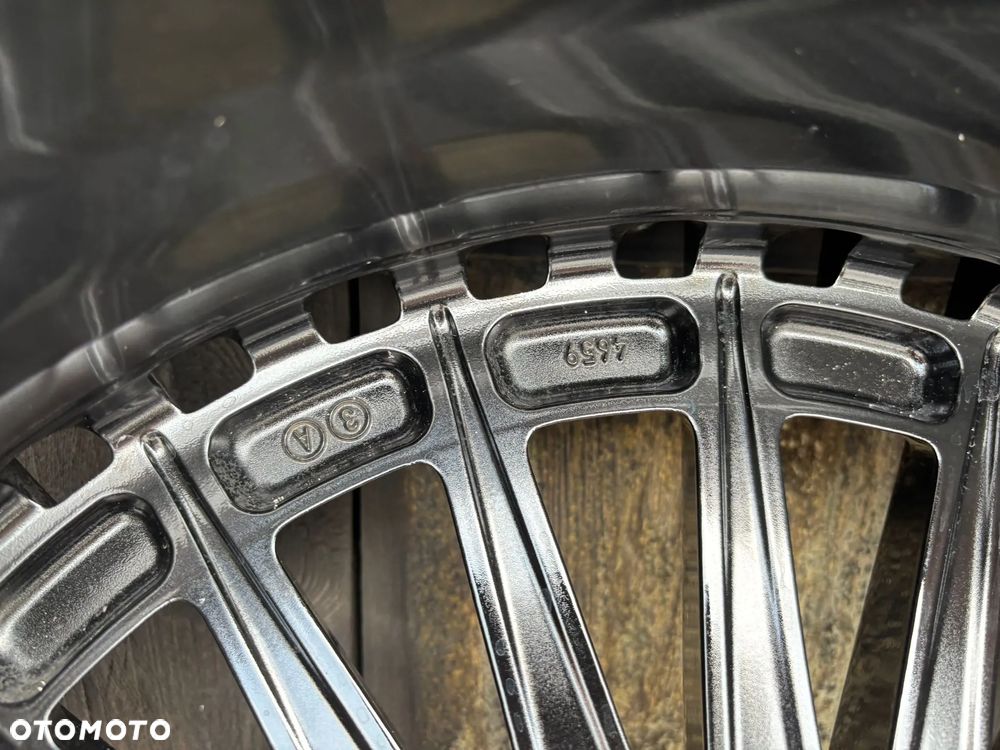 FELGI KOŁA MERCEDES 20X8,5J ET50,5 - 12