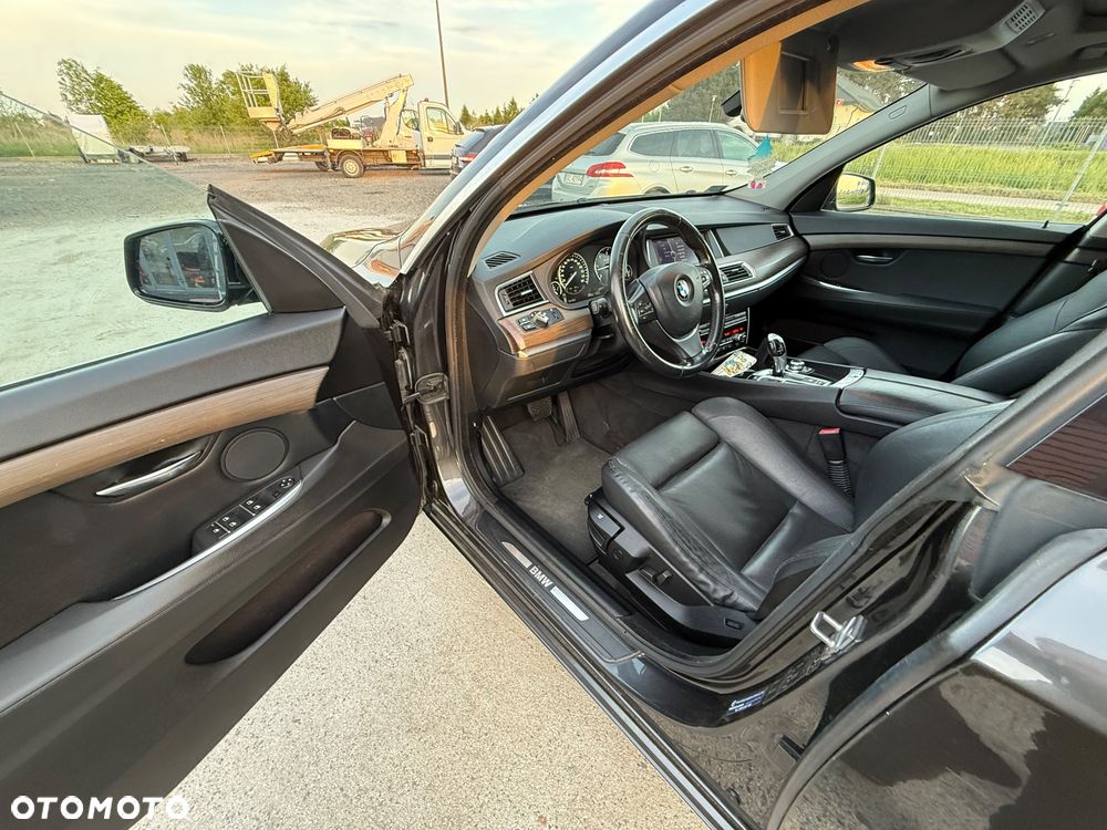 BMW 5GT 530d - 19