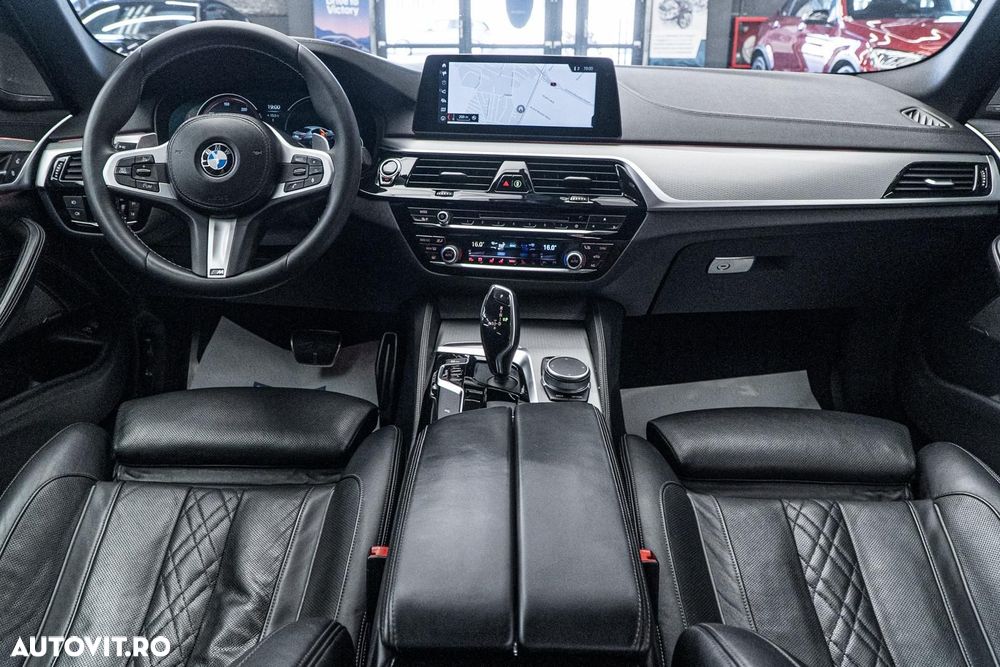 BMW Seria 5 530d xDrive Aut. - 38