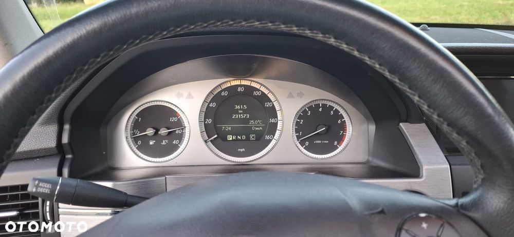 Mercedes-Benz GLK 350 4-Matic - 8
