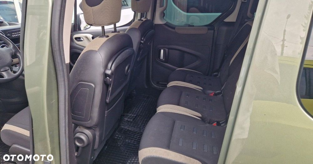 Citroën Berlingo Multispace HDi 115 FAP XTR - 22