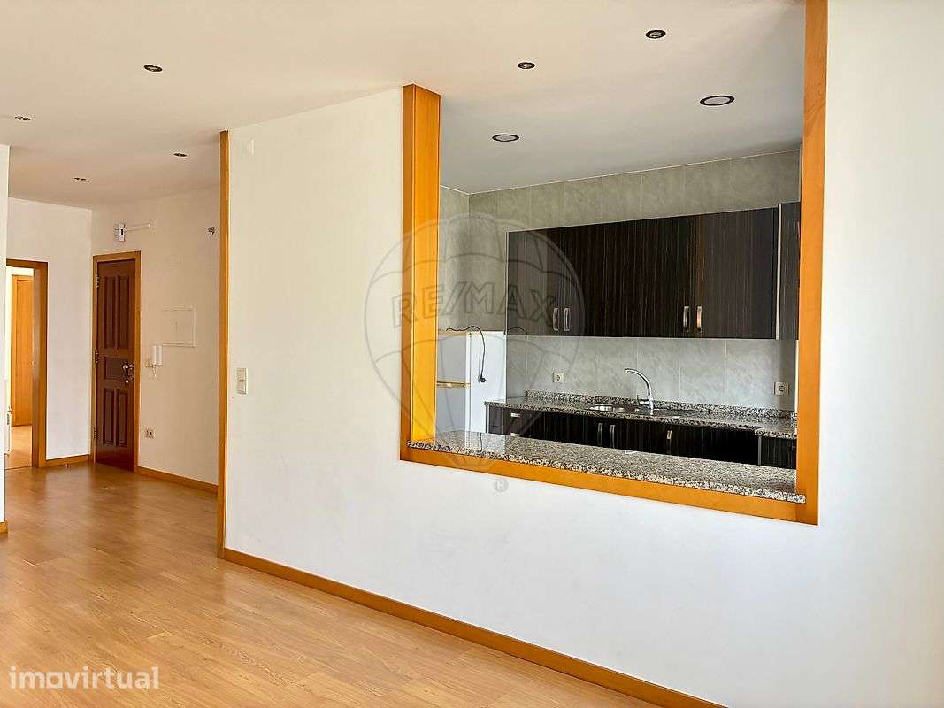 Apartamento T2 para arrendamento - Grande imagem: 3/14
