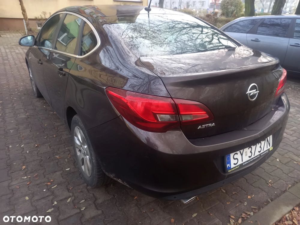 Opel Astra 1.4 T S&S EU6 - 3