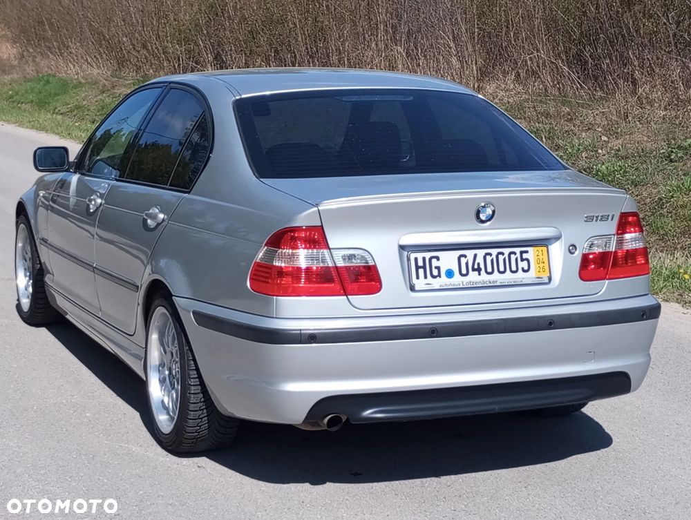 BMW Seria 3 318i - 3