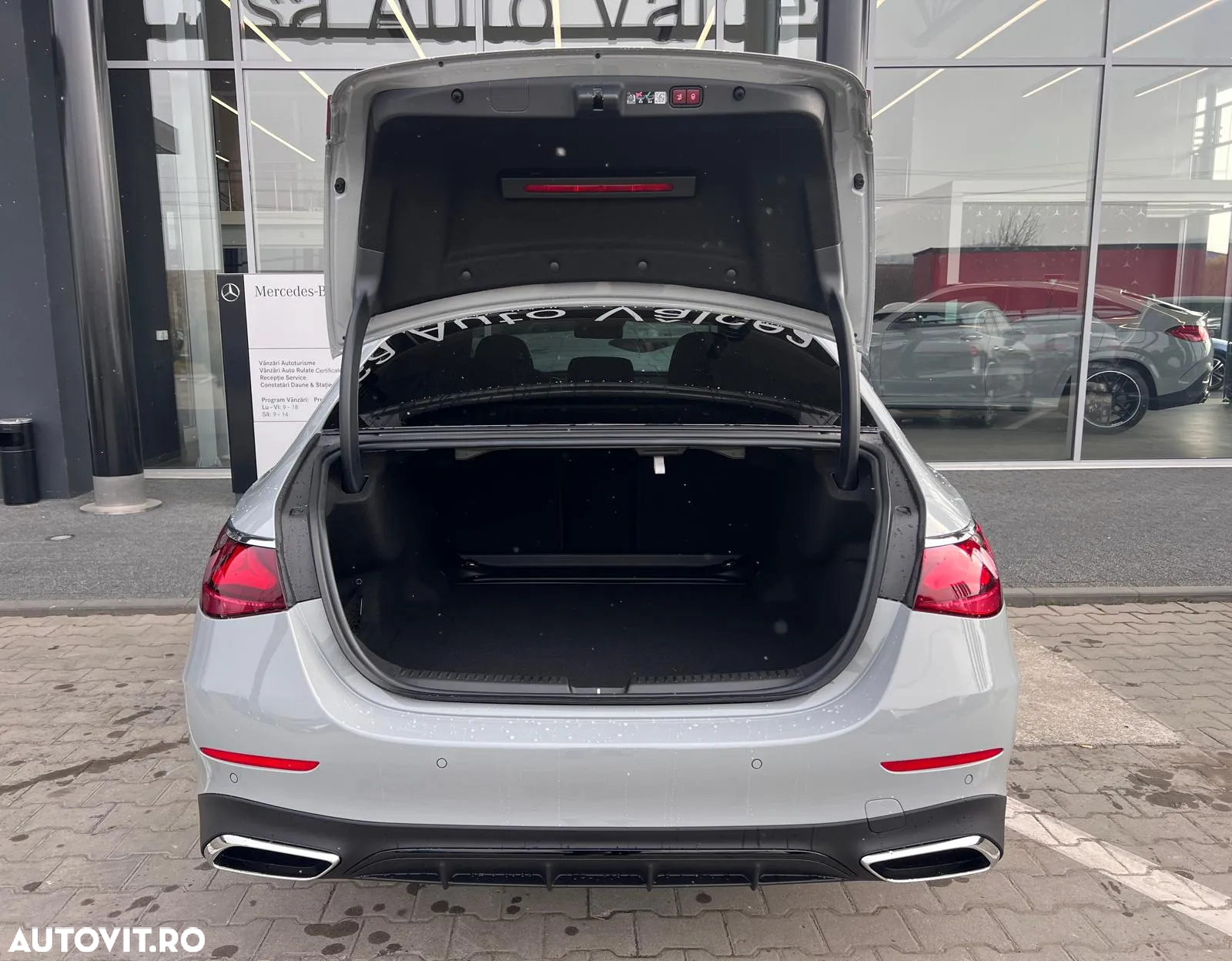 Mercedes-Benz E 220 d MHEV 4MATIC Aut. - 4