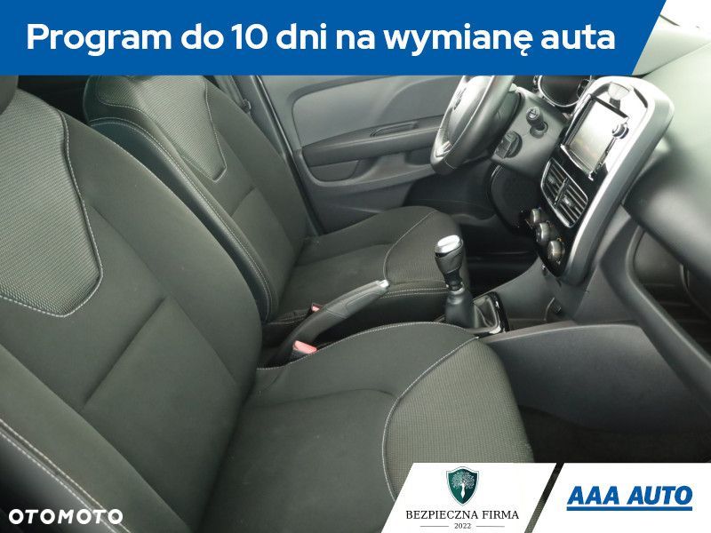 Renault Clio - 9