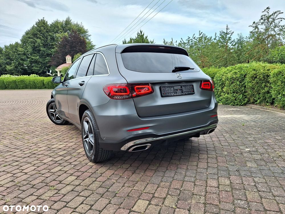 Mercedes-Benz GLC 200 4Matic 9G-TRONIC AMG Line - 4