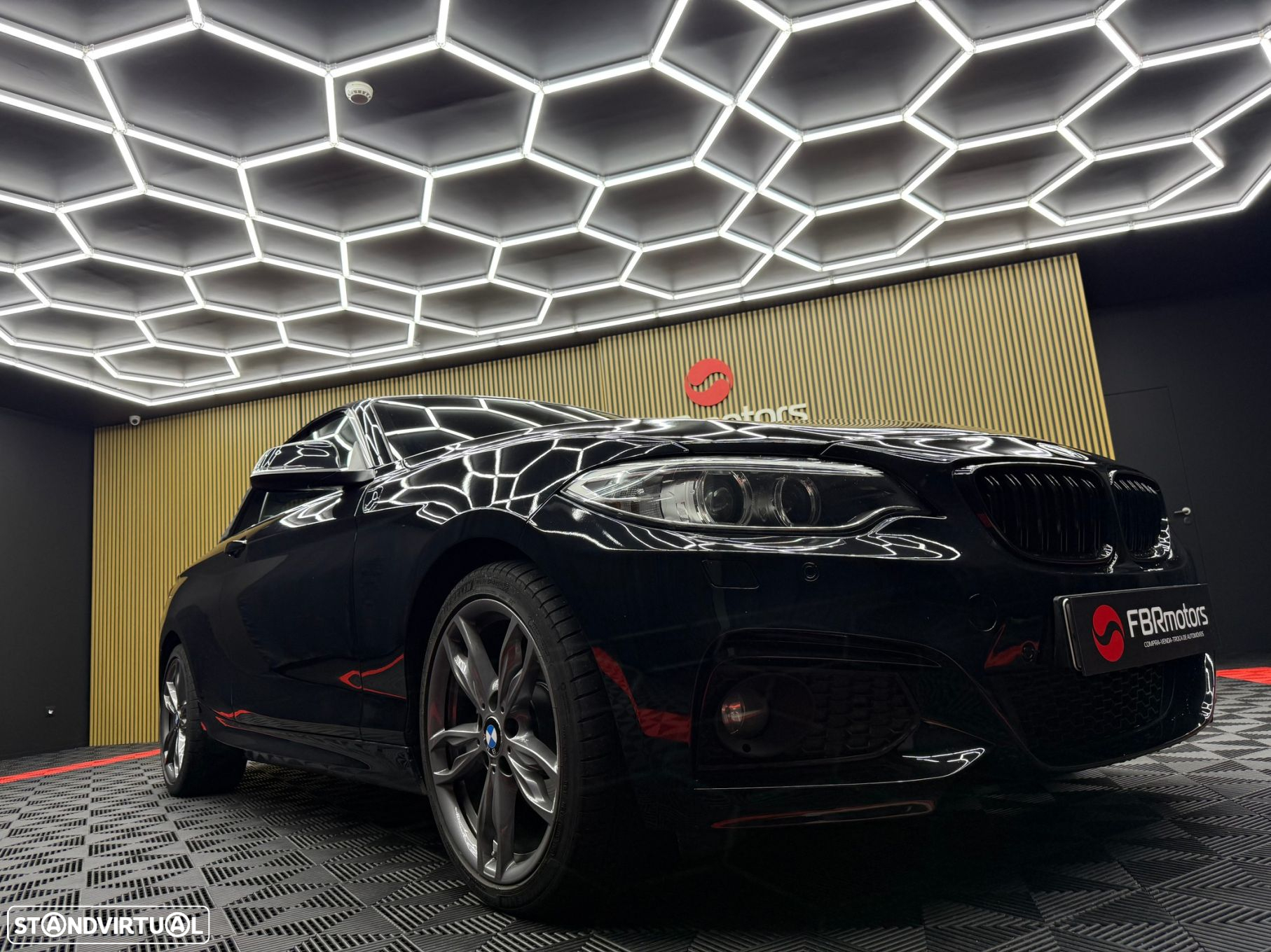 BMW 220 d Cabrio Pack M Auto - 10