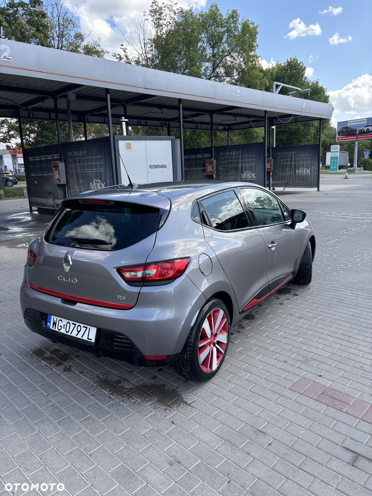 Renault Clio - 2