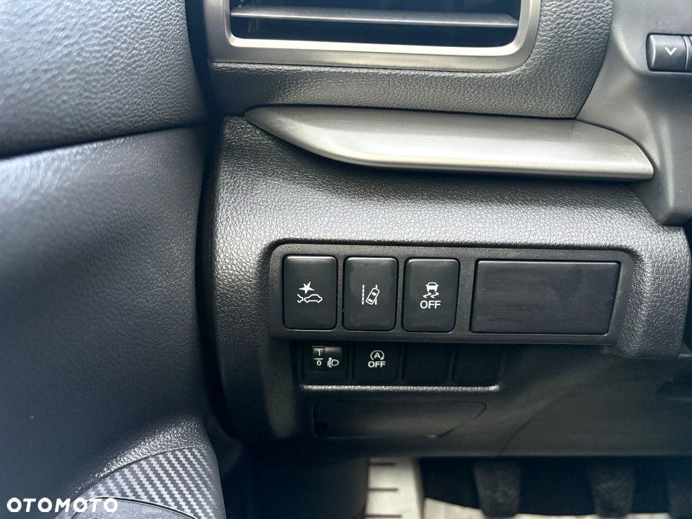 Mitsubishi Eclipse Cross 1.5 T Intense - 28