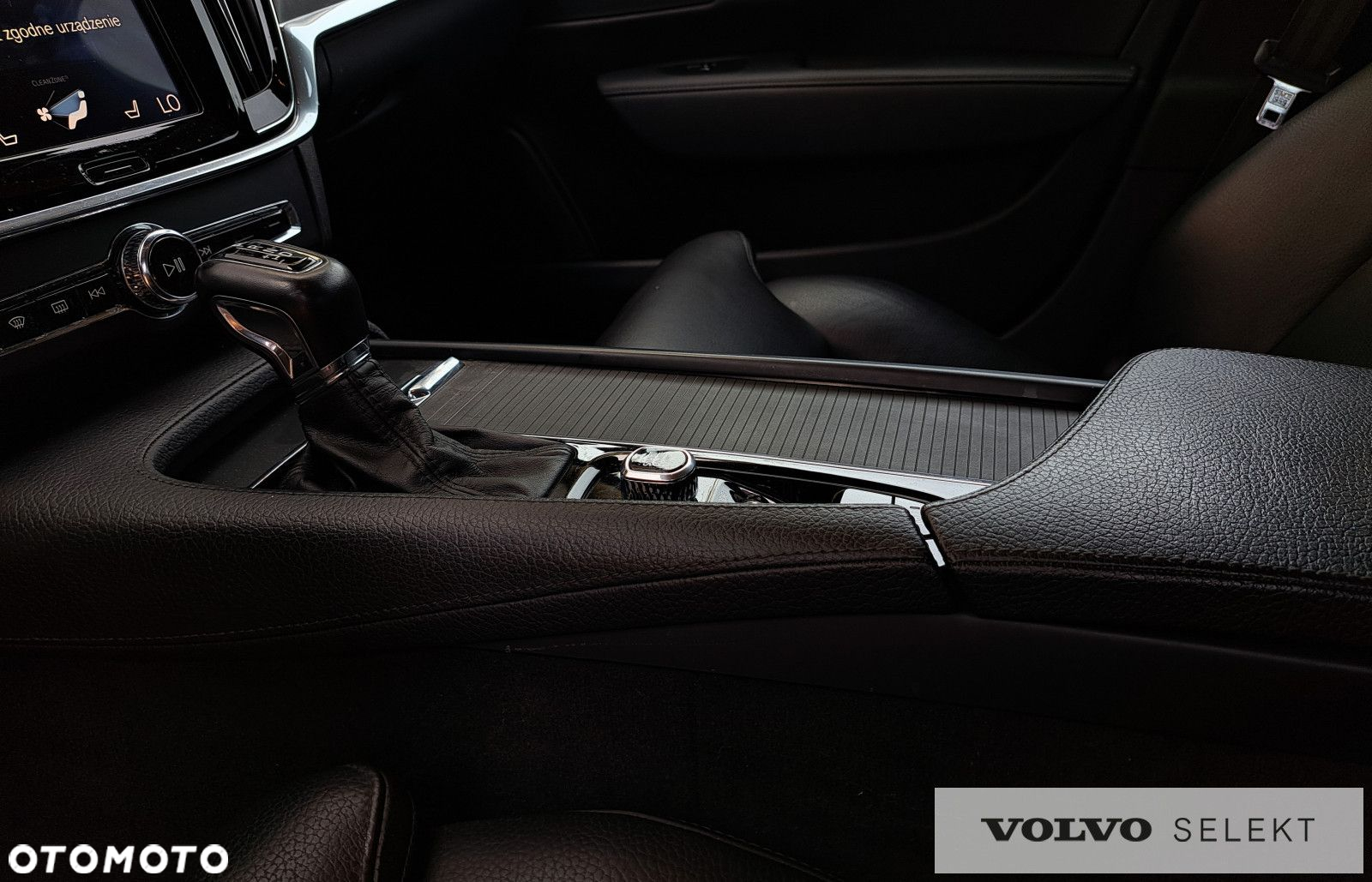 Volvo S90 - 24