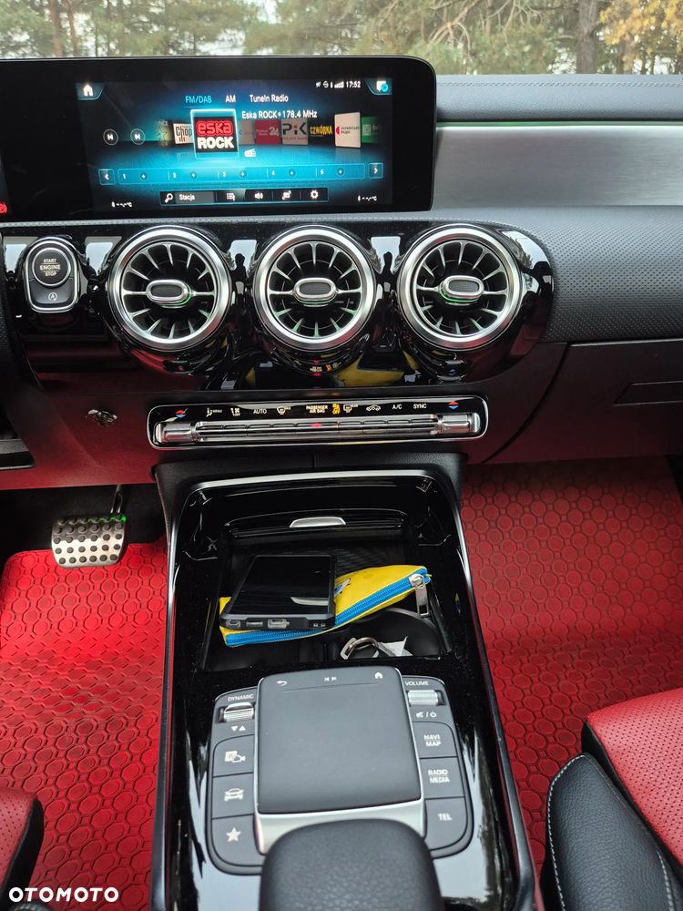 Mercedes-Benz CLA AMG 35 4-Matic 7G-DCT - 25