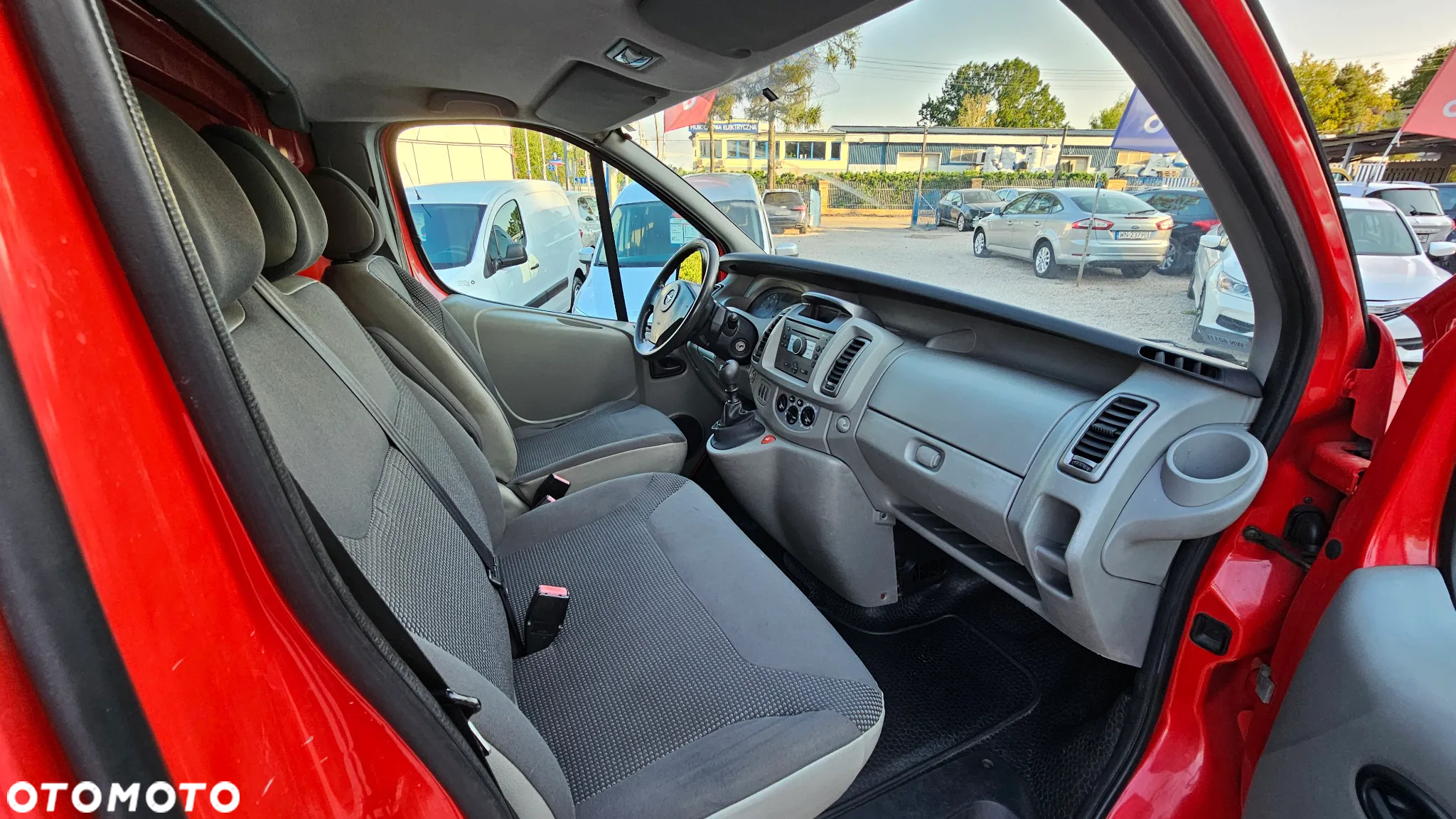 Opel Vivaro - 17
